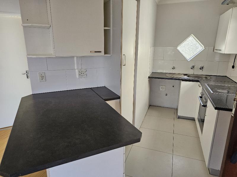 2 Bedroom Property for Sale in Parow North Western Cape